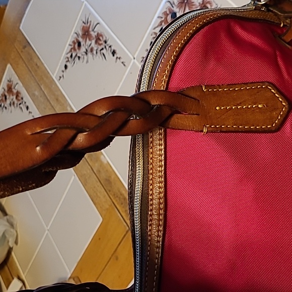 Dooney & Bourke HOT PINK Canvas Bag.  Pre-loved - Picture 14 of 17
